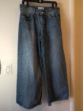 good in blue leg denim jeans